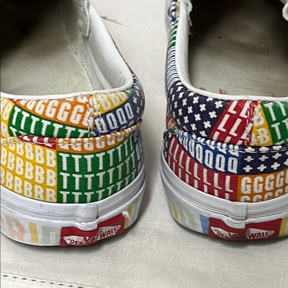 Vans LGBTQ PRIDE Rainbow Sneakers Colorful  Men's Size 4.5 Women's Size 6 Unisex - Picture 4 of 6